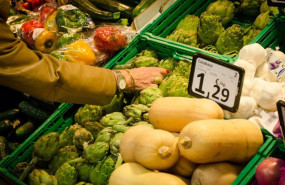 ep archivo   frutas y verduras en supermercado