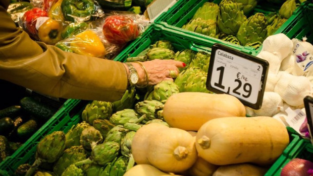 ep archivo   frutas y verduras en supermercado