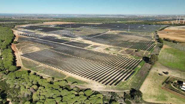 ep archivo   grupo met pone en operacion comercial un parque solar de 50 mw en andalucia su primer