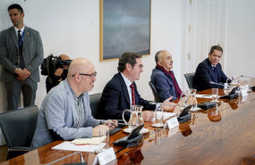 ep archivo   reunion del presidente del gobierno pedro sanchez y varios ministros con representantes