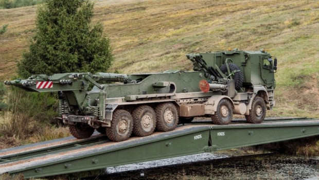 ep archivo   un lanzapuentes leguan de knds