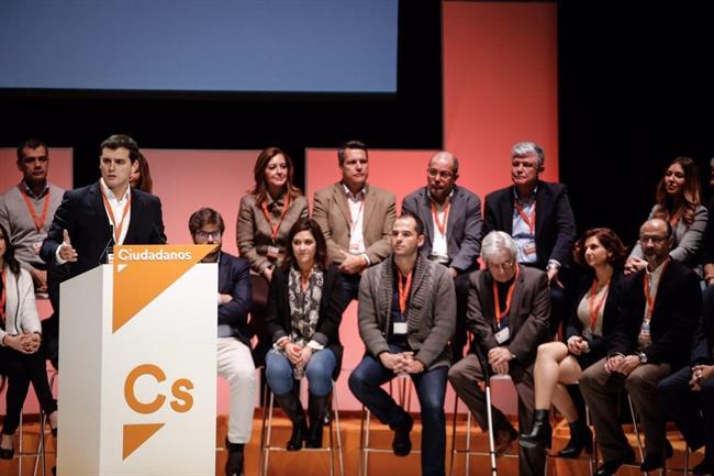 Asamblea de Ciudadanos - Albert Rivera y líderes regionales | TWITTER CIUDADANOS ep asambleaciudadanos - albert riveralideres regionales