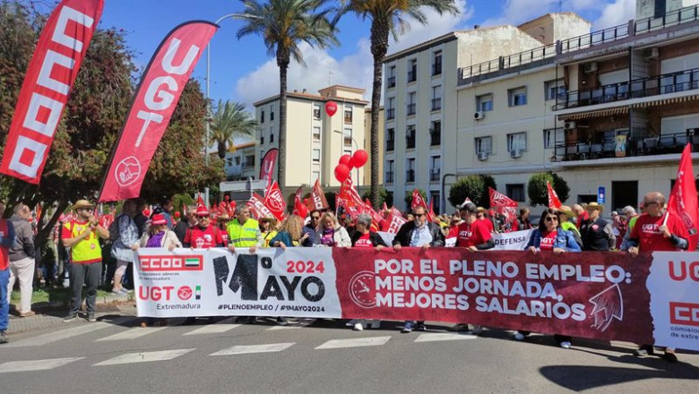 ep cabecera de la manifestacion por el 1 de mayo en merida ep cabecera de la manifestacion por el 1 de mayo en merida