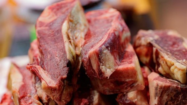 ep comida comer picar chuleta chuletas carnecerdo salongourmets