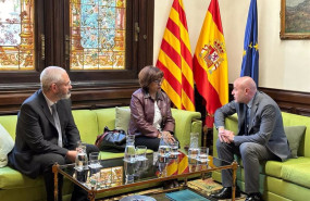 ep el delegado del gobierno en catalunya carlos prieto se reune con la embajadora boliviana en
