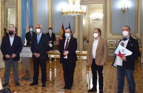 ep el ministro de politica territorial y funcion publica miquel iceta con los representantes