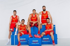 ep jugadoresla seleccion espanolaespacio danone