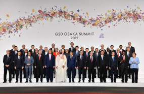 ep june 28 2019 - osaka japan front l-r french president emmanuel macron us president donald trump
