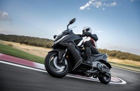 ep kymco ak 550