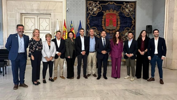 ep la concejal de hosteleria y comercio belen romero ha participado en la mesa de trabajo de la