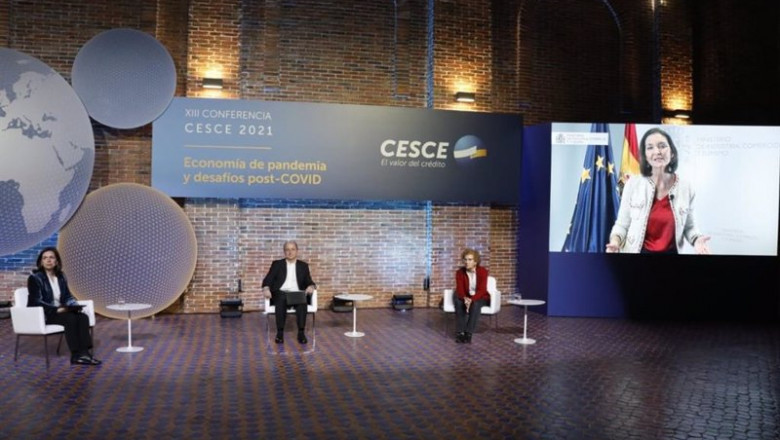 La ministra de Industria, Comercio y Turismo, Reyes Maroto, durante la inagurruación de la XIII Conferencia anual de Riesgo País de Scesce | CESCE ep la ministra de industria comercio y turismo reyes maroto durante la inagurruacion de la xiii
