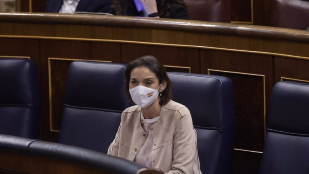 ep la ministra de industria comercio y turismo reyes maroto en una sesion plenaria en el congreso de