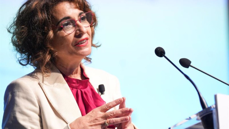La vicepresidenta primera del Gobierno y ministra de Hacienda, la andaluza María Jesús Montero, durante su participación en los Encuentros SER, a 12 de enero del 2024 en Sevilla (Andalucía, España) | MARÍA JOSÉ LÓPEZ / EUROPA PRESS ep la vicepresidenta primera del gobierno y ministra de hacienda la andaluza maria jesus montero