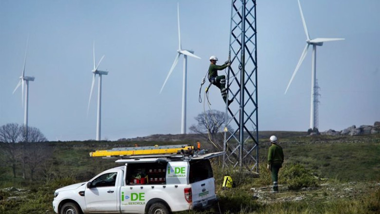 Línea eléctrica de Iberdrola. | IBERDROLA ep linea electrica de iberdrola