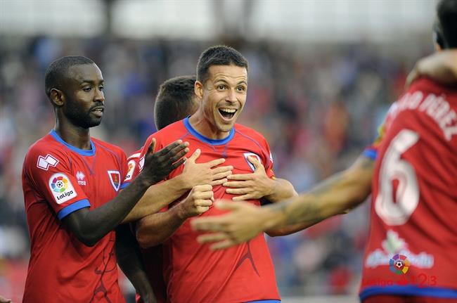 Manu del Moral celebra un gol con el Numancia | LALIGA ep manumoral celebragolnumancia