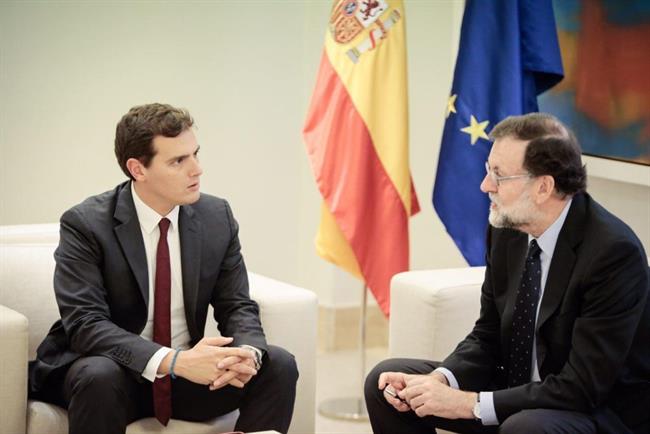 Mariano Rajoy se reúne con Albert Rivera en la Moncloa | TWITTER CIUDADANOS ep mariano rajoyreunealbert riverala moncloa 20171006161402
