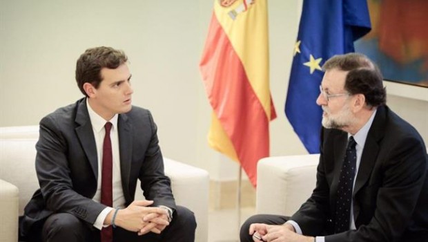 ep mariano rajoyreunealbert riverala moncloa 20171006161402