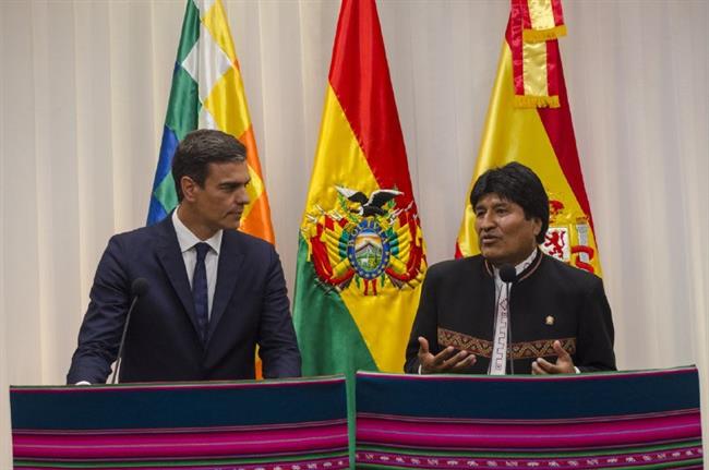 El presidente de Bolivia, Evo Morales, junto a Pedro Sánchez. | TWITTER ep presidentebolivia evo morales juntopedro sanchez