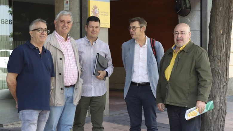 ep representantes de upa este jueves 22 de junio a las puertas de la audiencia nacional ep representantes de upa este jueves 22 de junio a las puertas de la audiencia nacional