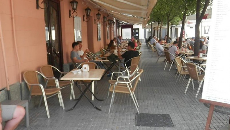 ep una terraza de la plaza san francisco