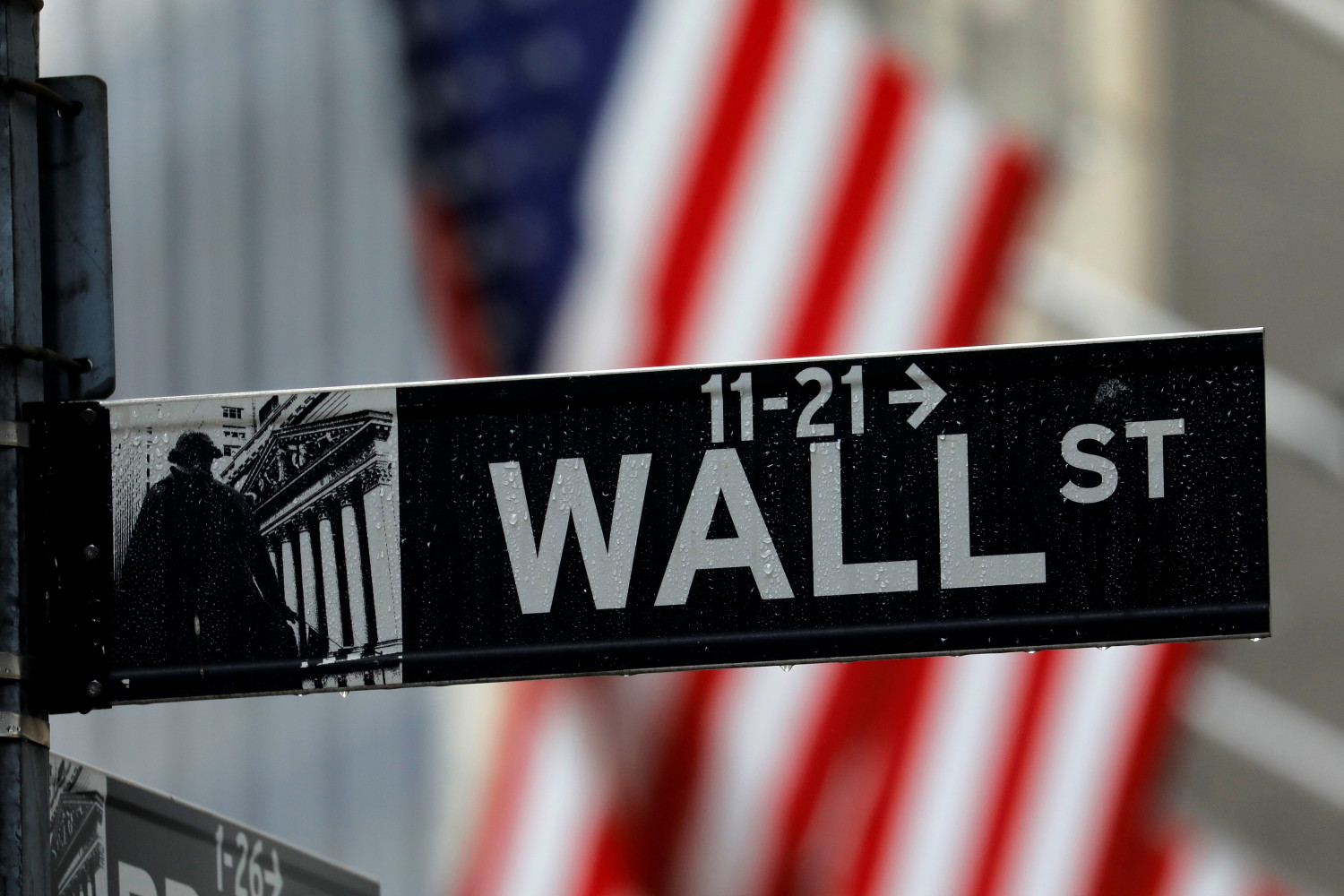 wall street commence la semaine dans le rouge malgre les m a 