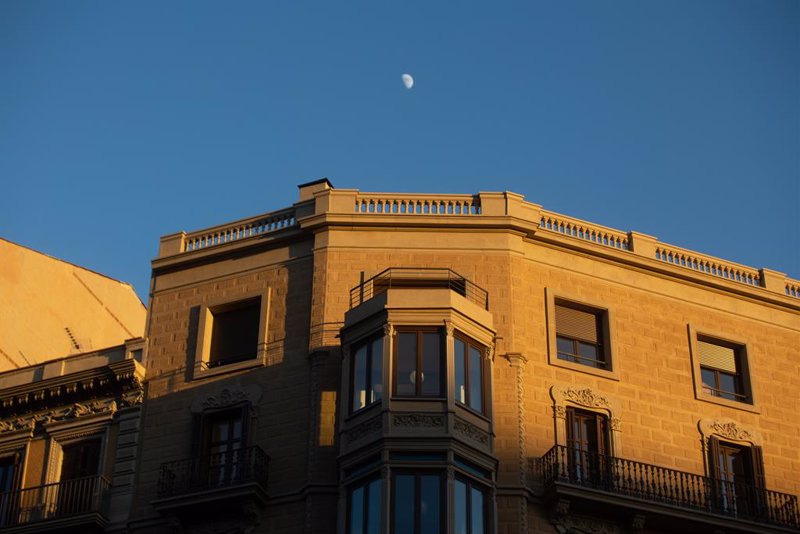 Las hipotecas de viviendas caen un 29,6% y el interés se dispara al 3,26% en septiembre