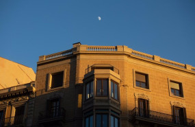 ep archivo   edificios con viviendas en barcelona espana