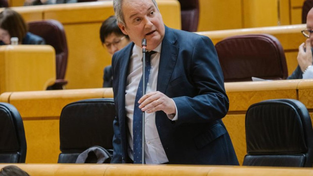 ep archivo   el ministro de industria y turismo jordi hereu en el pleno del senado