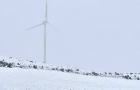 ep archivo un molino eolico en un campo cubierto de nieve a 23 de noviembre de 2021 ep archivo un molino eolico en un campo cubierto de nieve a 23 de noviembre de 2021