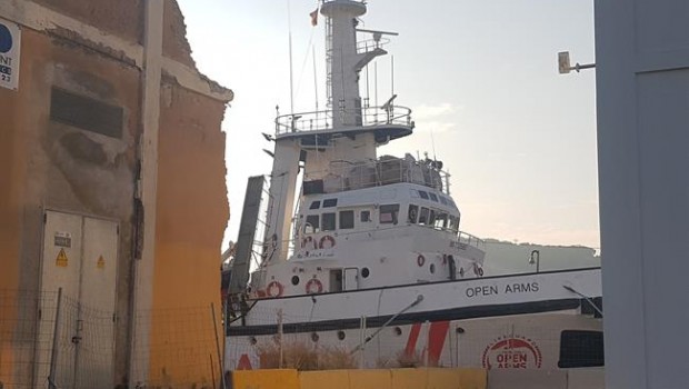 ep barco open arms atracadobarcelona