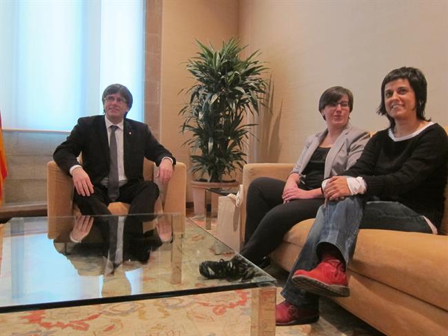 Carles Puigdemont (pte.Generalitat) Mireia Boya, Anna Gabriel (CUP) | EUROPA PRESS ep carles puigdemont ptegeneralitat mireia boya anna gabriel cup