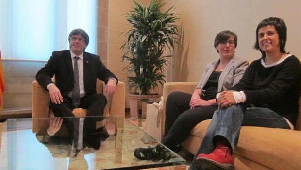 Carles Puigdemont (pte.Generalitat) Mireia Boya, Anna Gabriel (CUP) | EUROPA PRESS ep carles puigdemont ptegeneralitat mireia boya anna gabriel cup