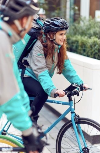 Deliveroo aterriza en Vitoria con su servicio de comida a domicilio | DELIVEROO - Archivo ep deliveroo aterriza en vitoria con su servicio de comida a domicilio