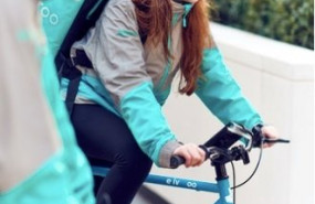 ep deliveroo aterriza en vitoria con su servicio de comida a domicilio
