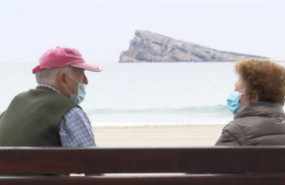 ep dos personas en la localidad alicantina de benidorm a 23 de febrero de 2021
