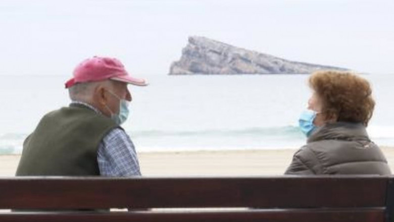 ep dos personas en la localidad alicantina de benidorm a 23 de febrero de 2021