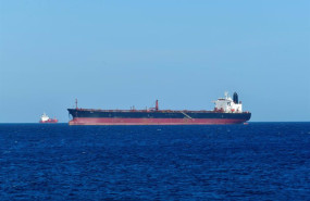 ep el buque merope fondeado en la bahia de ceuta despues de haber realizado operaciones de trasvase ep el buque merope fondeado en la bahia de ceuta despues de haber realizado operaciones de trasvase