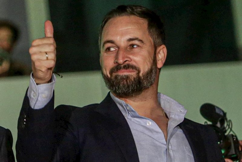 https://img.s3wfg.com/web/img/images_uploaded/3/f/ep_el_candidato_de_vox_a_la_presidencia_del_gobierno_y_presidente_del_partido_santiago_abascal.jpg