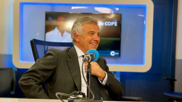 ep el vicepresidente del comite olimpico internacional coi juan antonio samaranch en una entrevista