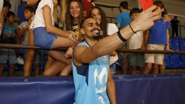 ep gian clavell nuevo jugadormovistar estudiantes