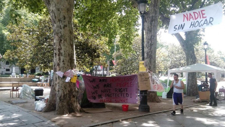 La acampada de personas sin hogar llega a Cibeles para continuar sus reinvidicaciones contra el sinhogarismo. | EUROPA PRESS - Archivo ep la acampada de personas sin hogar llega a cibeles para continuar sus reinvidicaciones contra el