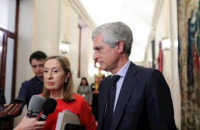 ep la vicepresidenta primera del congreso de los diputados ana pastor y el secretario cuarto de la