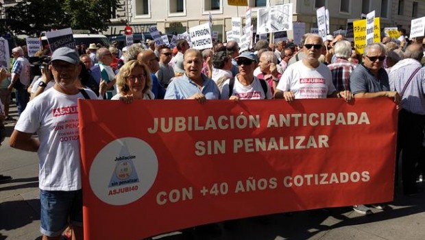 ep manifestaciondefensalas pensiones frentecongreso