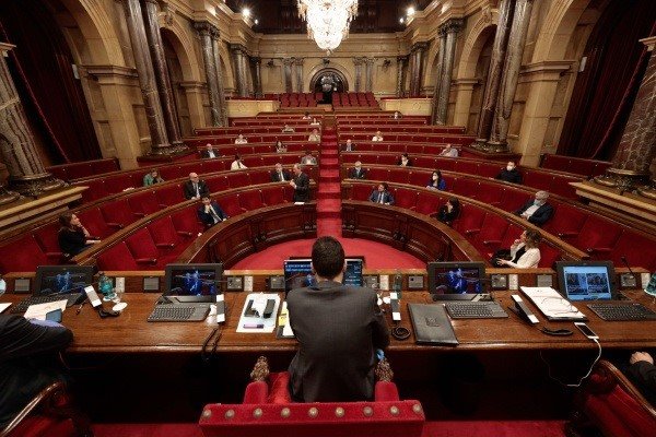 ep pleno del parlament del 21 de mayo