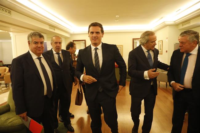 El presidente de Ciudadanos, Albert Rivera, se reúne con empresarios madrileños | Marta Fernández Jara - Europa Press ep presidenteciudadanos albert rivera se reuneempresarios madrilenos