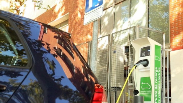 ep punto de recarga publico para vehiculos electricos