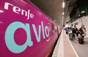 ep un tren de avlo en la estacion de murcia el carmen a 10 de diciembre de 2023 en murcia region de