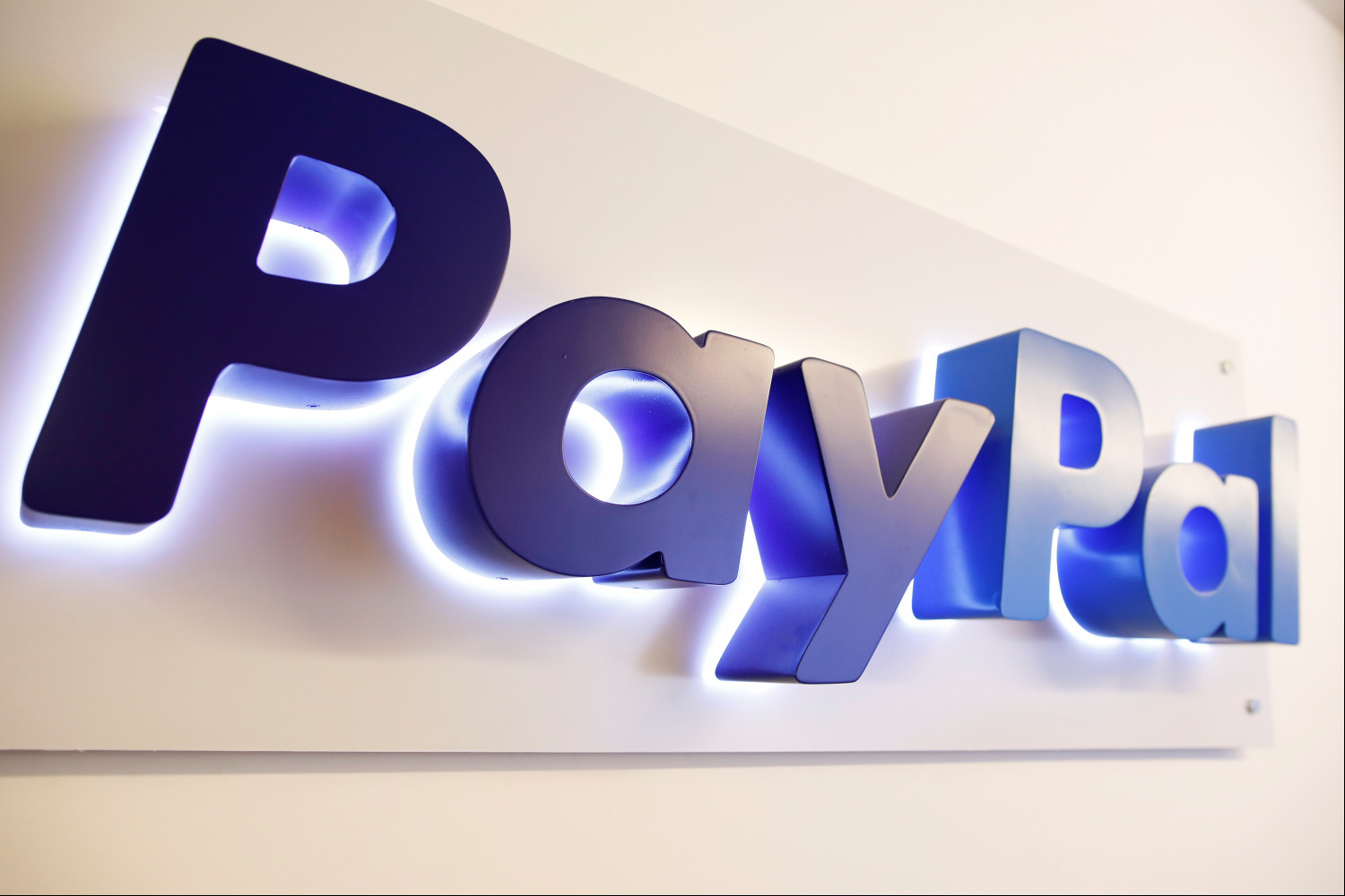 Las tenencias de criptos de PayPal se acercan a los 1.000 millones de dólares