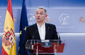 ep archivo   el portavoz parlamentario de iu y diputado de sumar enrique santiago durante una rueda