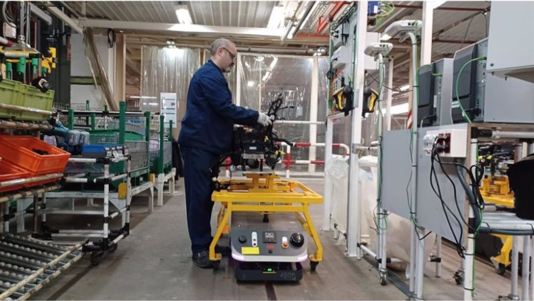 Archivo - Imagen de un operario en la planta de Stellantis Vigo. | STELLANTIS - Archivo ep archivo imagen de un operario en la planta de stellantis vigo